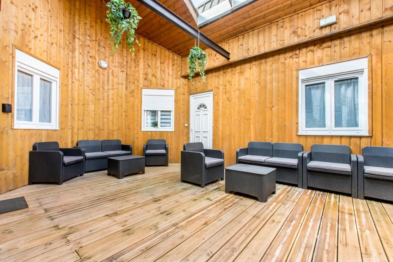 Star Wars Apartment Tourcoing Luaran gambar